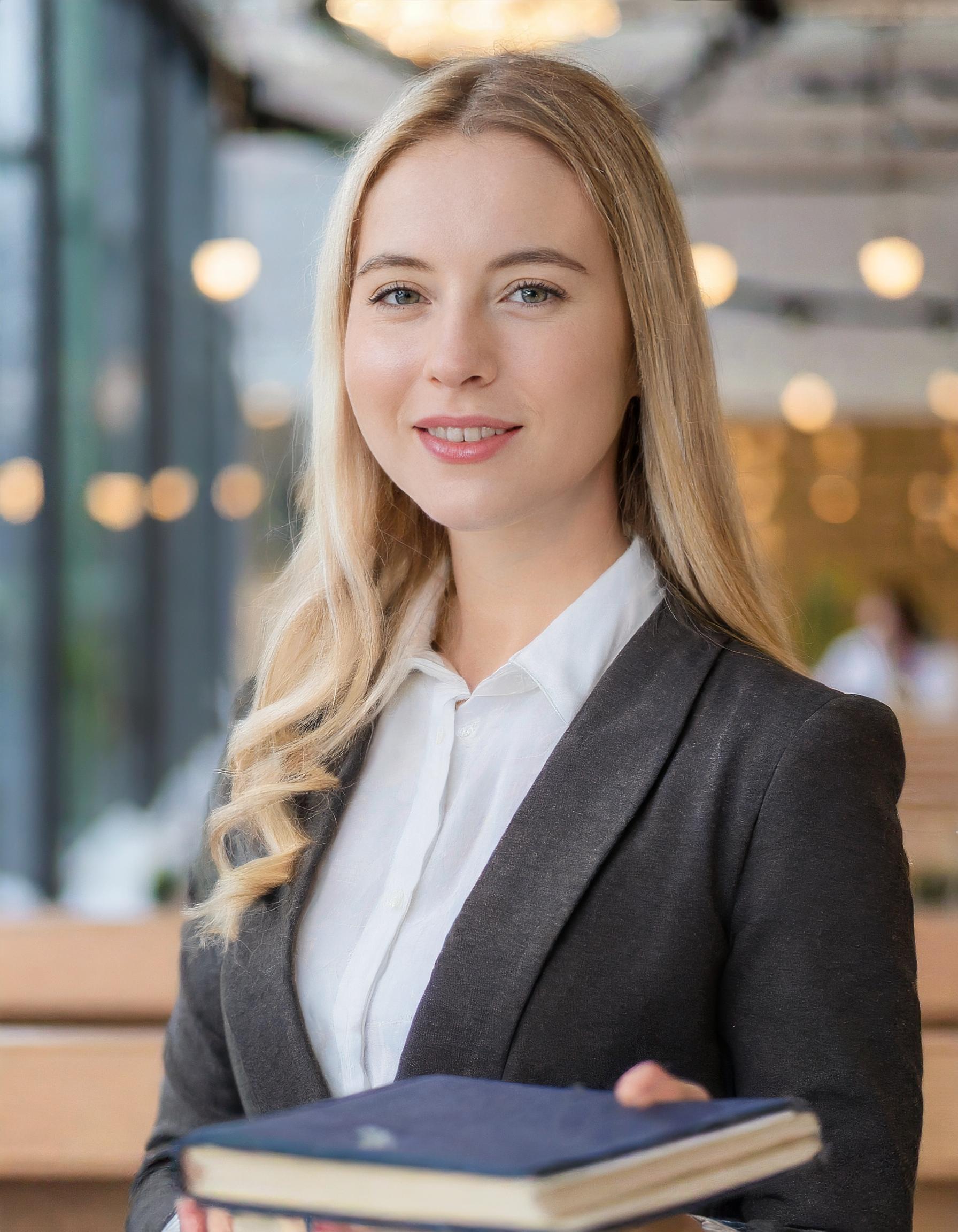 Sabine Müller, Porträt, weiblich